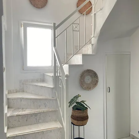 Olivia Sea Side House 度假居