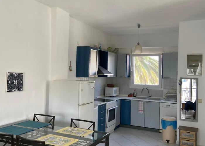 Olivia Sea Side House