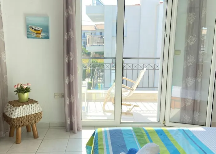 Olivia Sea Side House Hébergement de vacances Chaniotis