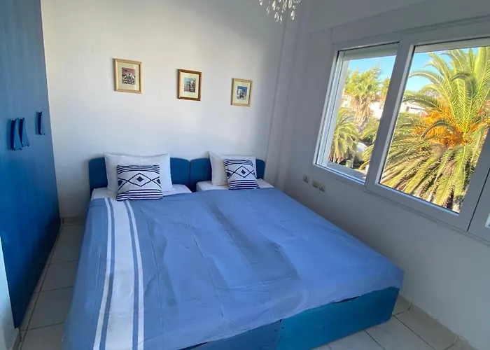 Hébergement de vacances Olivia Sea Side House *