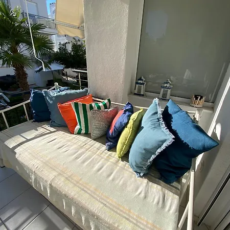 Olivia Sea Side House