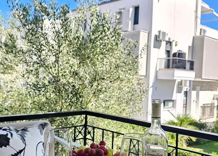 Nyaraló Olivia Sea Side House *